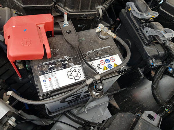 Chọn Mua Ắc Quy Xe Toyota Wigo Hướng dẫn thay bình ắc quy Wigo